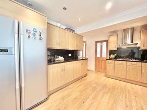 Photo 11- click for photo gallery